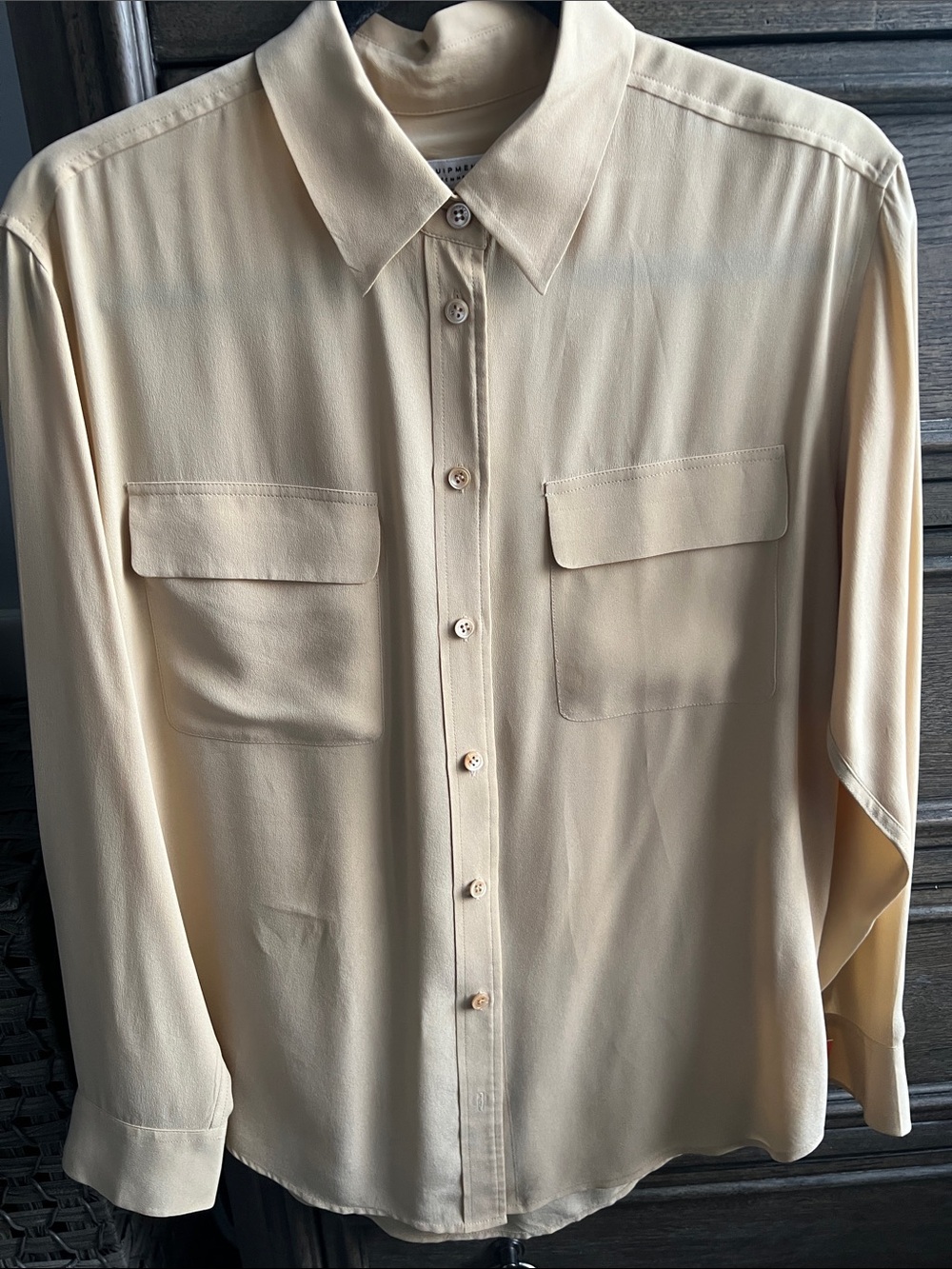 Equipment Femme 100% Silk Button Down Blouse